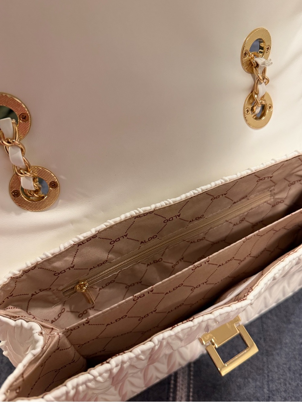 ALDO Simkee Quilted Cream Chain Shoulder Bag - Picture 5 of 7